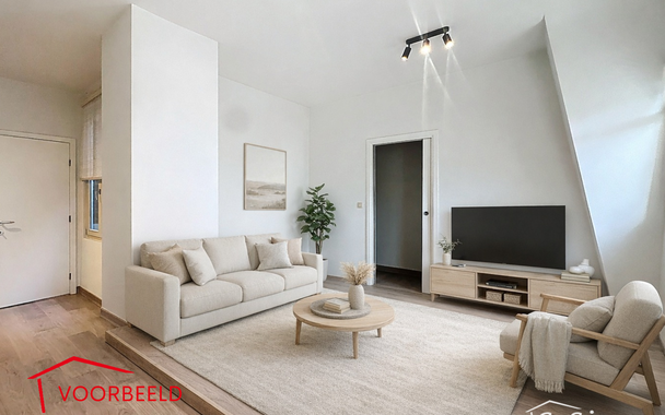 Op een toplocatie, op wandelafstand van de Theaterbuurt, bevindt zich dit gezellige 1-slaapkamerappartement op de tweede verdieping van een klein, karaktervol gebouw met slechts 2 appartementen.
Het appartement beschikt over een lichtrijke woonkamer met o