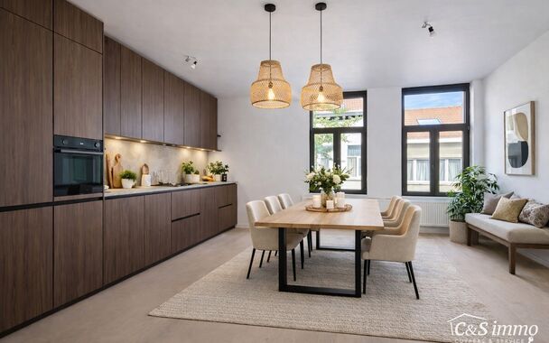 Dit charmante vernieuwde appartement met terras gevestigd in een klein gebouw,  biedt een perfecte balans tussen comfort en stijl, gelegen in de levendige en vernieuwende wijk Stuivenberg. 
Dit appartement ligt op wandelafstand van het parkcomplex Stuiven