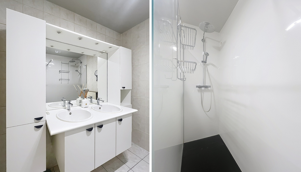 Perfect onderhouden appartement met twee slaapkamers aan de Ringlaan in Merksem. Bij binnenkomst heb je een aparte hal met  gastentoilet. De ruime woon- en eetkamer (ca. 22 m²) met aansluitend de half open luxueuze keuken (ca.6m²) is uitgerust met een g