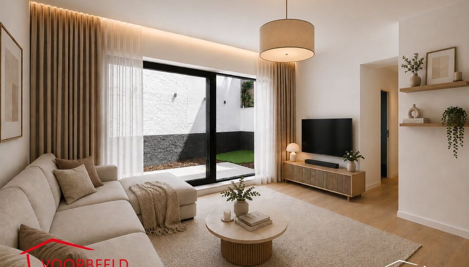 Wonen in &eacute;&eacute;n van de mooiste straten van Antwerpen? Welkom in residentie Emilia op de Dodoensstraat 6.&nbsp;
Een recent gerenoveerd gelijkvloers appartement met ruime zonnige tuin.&nbsp;
Via de inkomdeur komt u uit in de ruime keuken voorzien van alle nodige toe