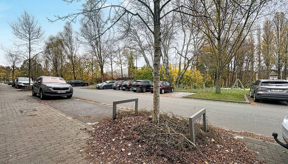 Deze moderne en energiezuinige halfopen bebouwing maakt deel uit van &eacute;&eacute;n van de eerste woonprojecten in de gegeerde wijk Regatta. Wat deze woning extra bijzonder maakt, is haar halfopen karakter &eacute;n de vrije ligging aan de achterzijde, waar geen woning 